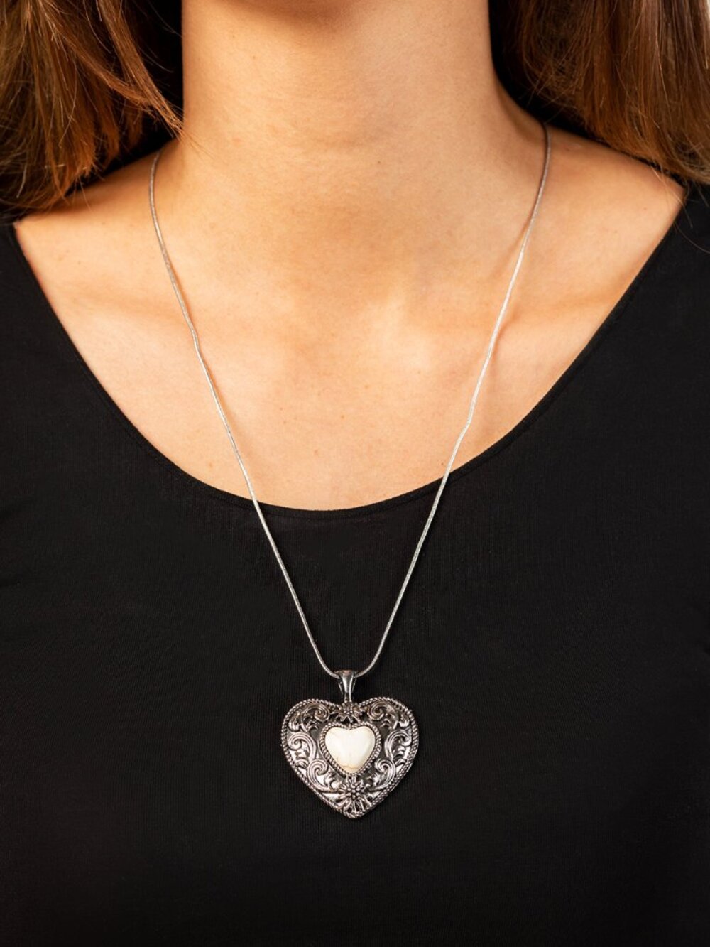 Paparazzi Necklace (NL262)